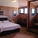Bella View Art Boutique 3* Kazaphani
