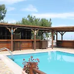 فندق Bella View Art Boutique 3*