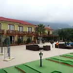 Bella View Art Boutique فندق Kazaphani