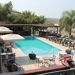 Bella View Art Boutique 3*