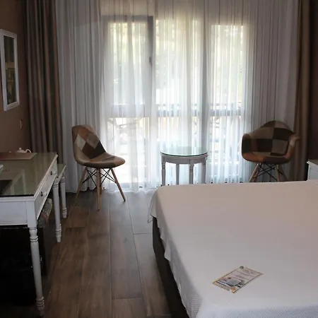 Bella View Art Boutique Otel Kazaphani