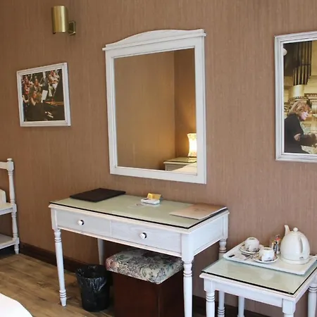 Bella View Art Boutique 3*