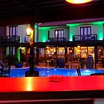 Bella View Art Boutique 3*