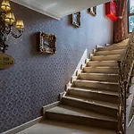Bella View Art Boutique Hotel 3*