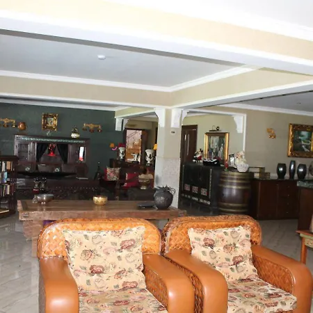 Bella View Art Boutique 3* Kazaphani