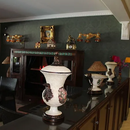 מלון Bella View Art Boutique Kazaphani