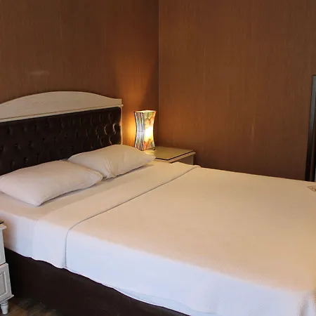 Bella View Art Boutique 3*