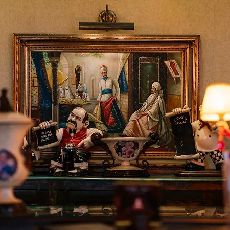 Bella View Art Boutique Hotel