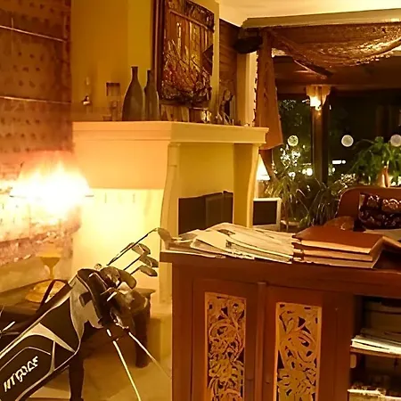 Bella View Art Boutique 3* Kazaphani