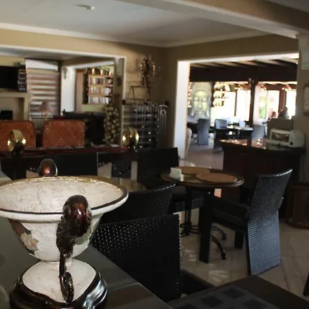 מלון Bella View Art Boutique 3*