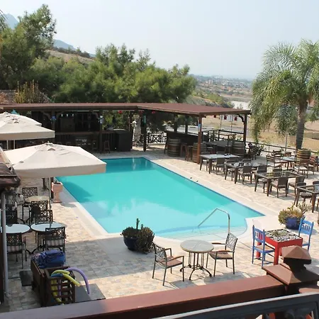 Bella View Art Boutique 3*