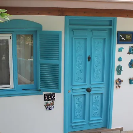 Bella View Art Boutique מלון