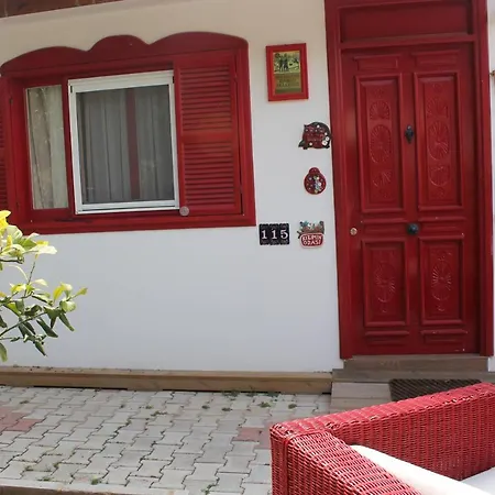 מלון Bella View Art Boutique Kazaphani
