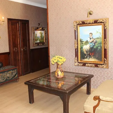 Bella View Art Boutique מלון 3*
