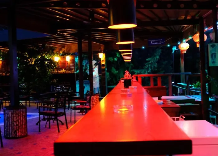 Bella View Art Boutique 3* Kazaphani