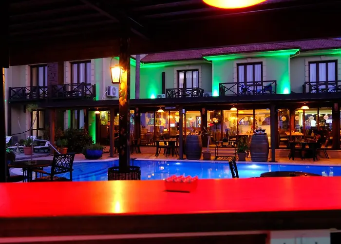 Bella View Art Boutique 3*