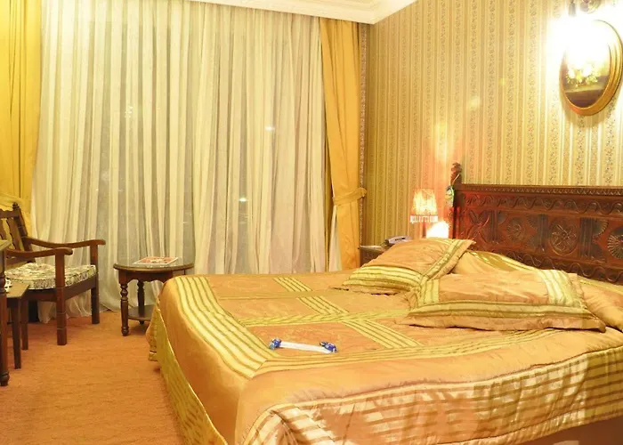 Hotel Bella View Art Boutique Kazaphani