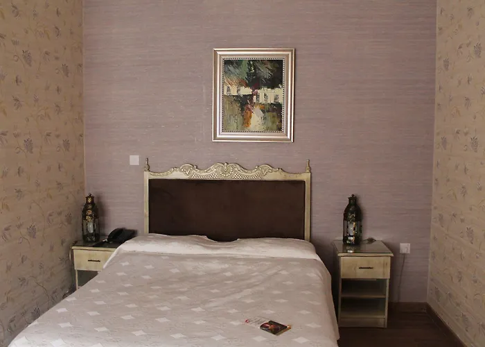 Bella View Art Boutique 3* Kazaphani