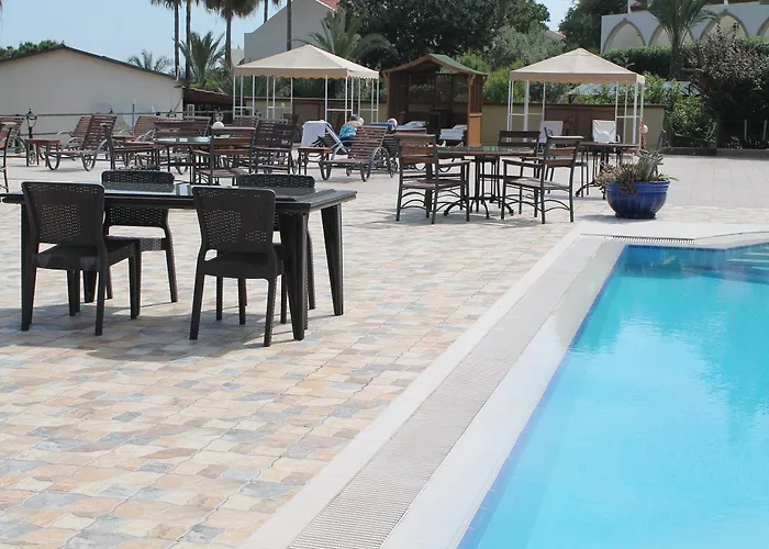 Bella View Art Boutique Hotel 3*