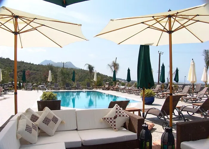 Hotel Bella View Art Boutique Kazaphani