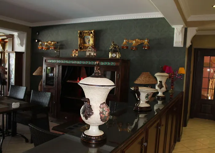 Hotel Bella View Art Boutique Kazaphani