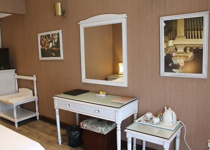 Bella View Art Boutique 3*