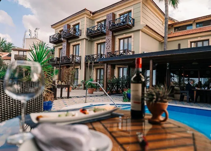 Bella View Art Boutique Hotel