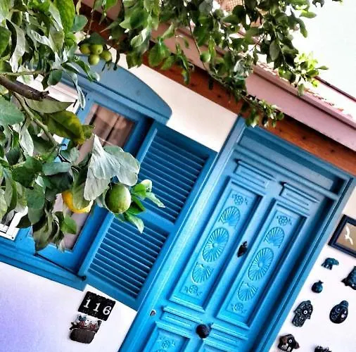 Bella View Art Boutique 3* Kazaphani