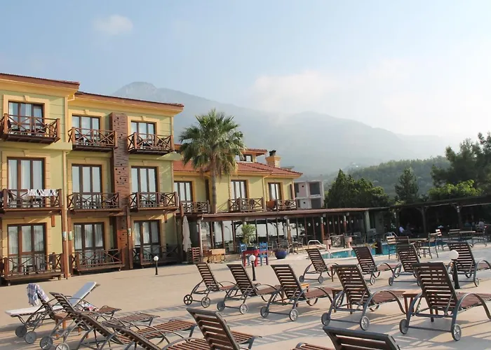 Bella View Art Boutique Hotel 3*