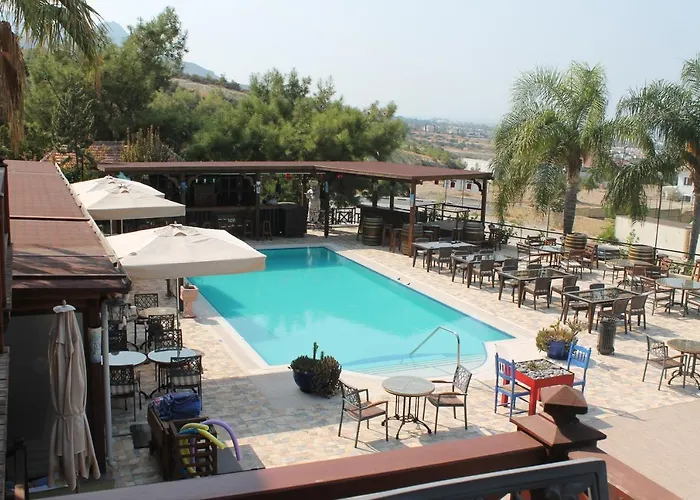 Bella View Art Boutique 3*